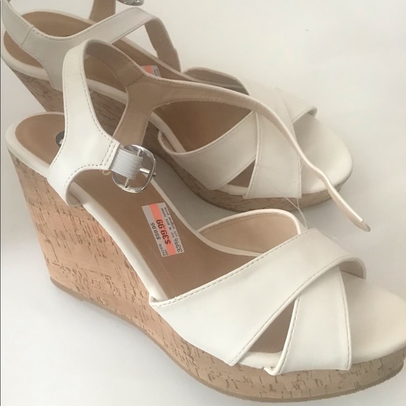 Wedges white size 10 for the summer comfortable - Picture 4 of 5